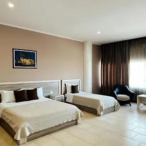 Terminal Hotel